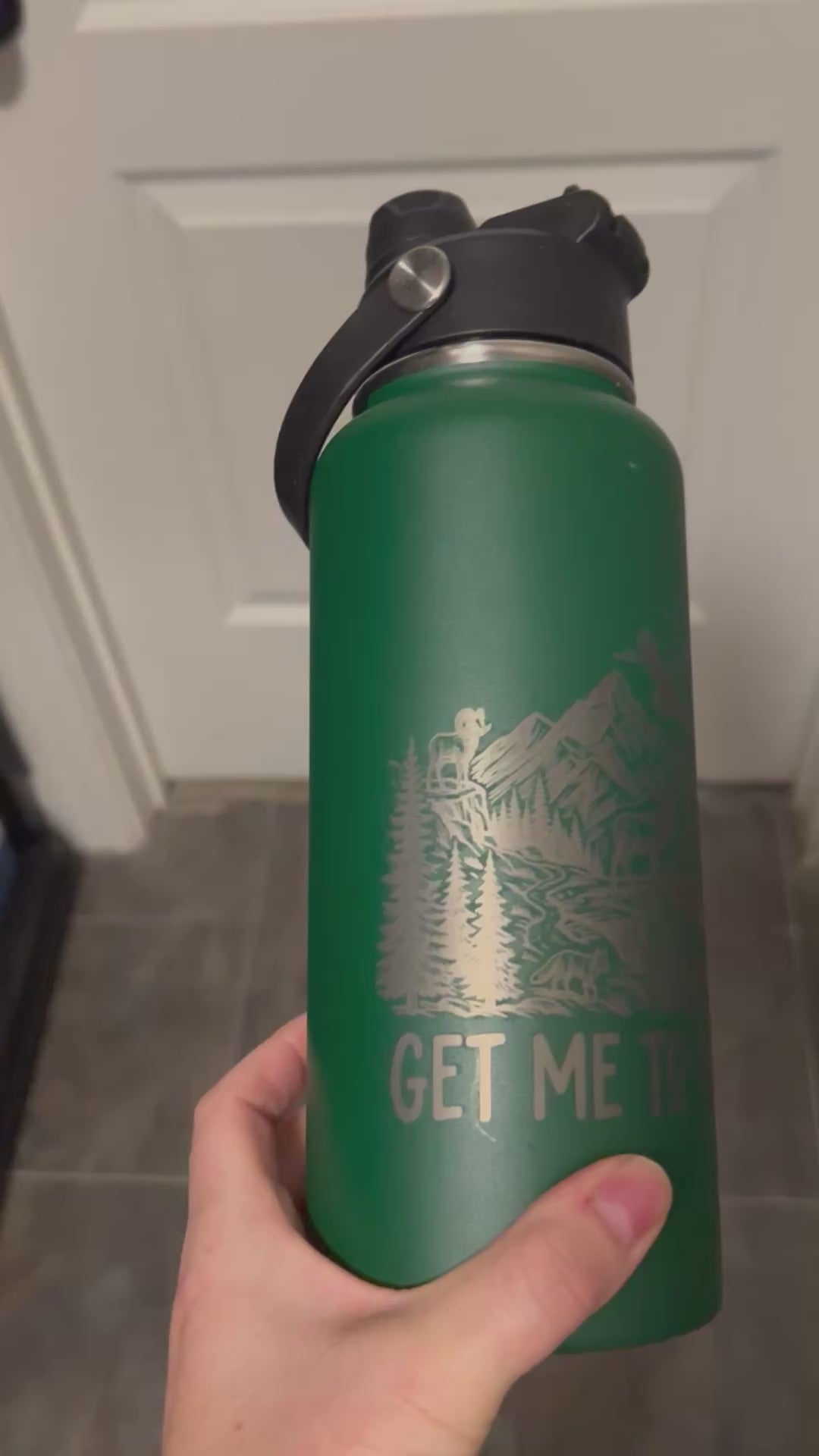 Get me to the Great Outdoors 32oz hydro water bottle